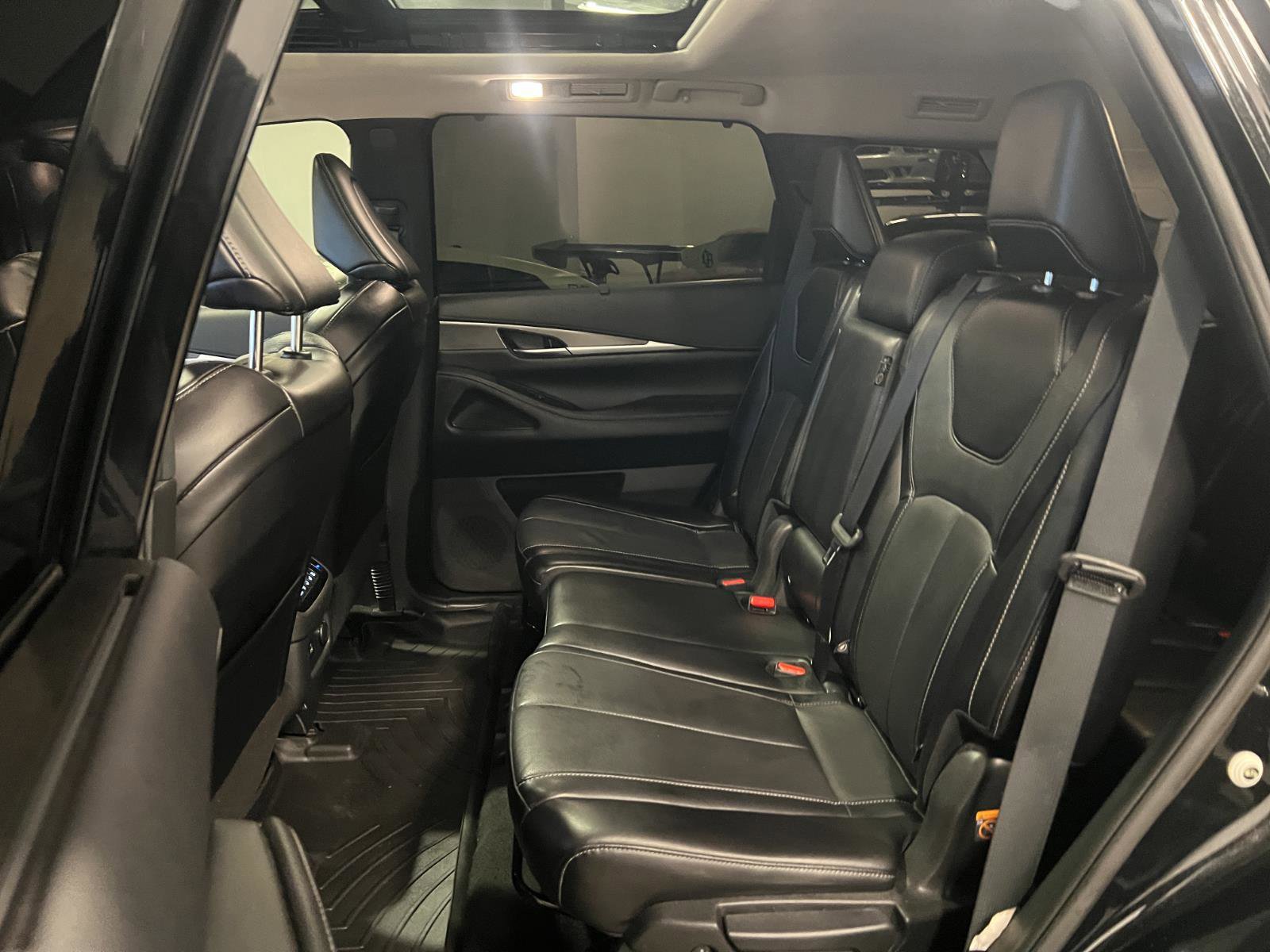 Used 2024 INFINITI QX60 Luxe image 29