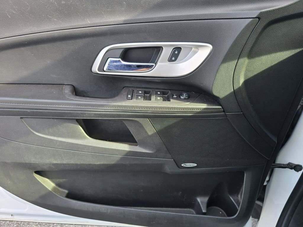 Used 2017 Chevrolet Equinox LT w/ Convenience Package image 51