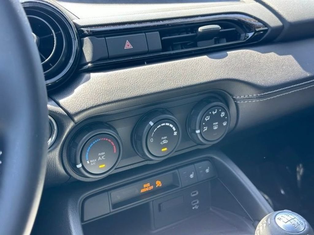 New 2026 MAZDA MX-5 Miata Club RWD image 25