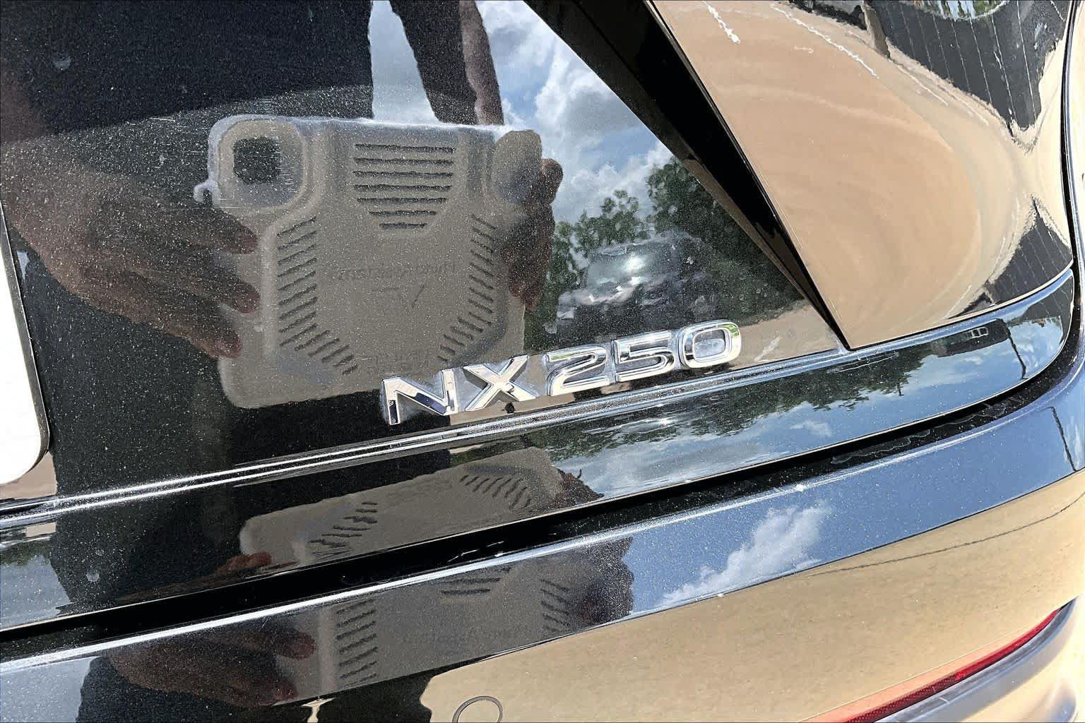 Certified 2025 Lexus NX 250 FWD w/ Premium Package image 10