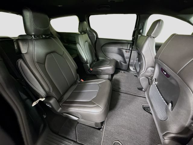 New 2026 Chrysler Pacifica Select w/ S Appearance Package FWD image 27