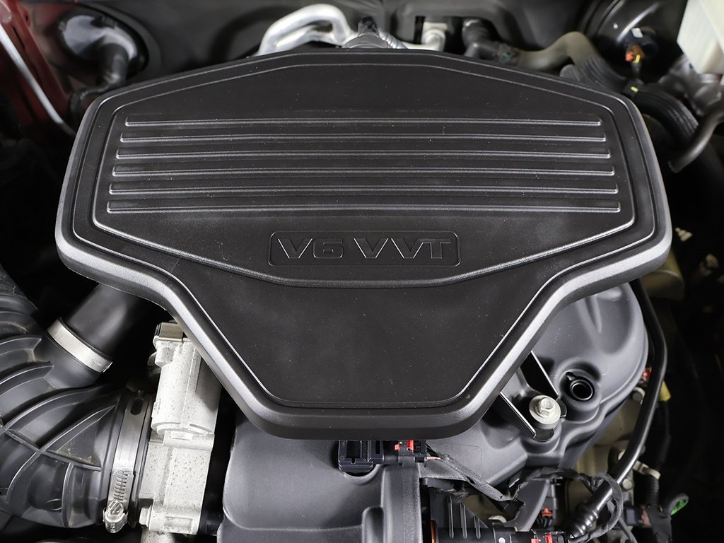 Used 2017 GMC Acadia SLE w/ Driver Alert Package I image 18