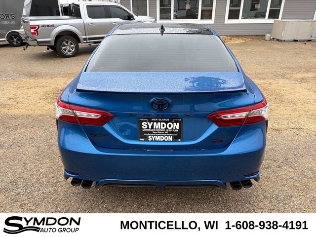 Used 2020 Toyota Camry XSE image 4