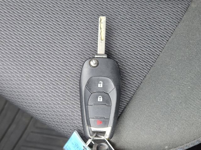 Used 2017 Chevrolet Cruze LT image 31