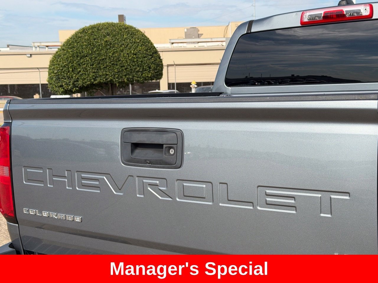 Used 2022 Chevrolet Colorado LT RWD image 8