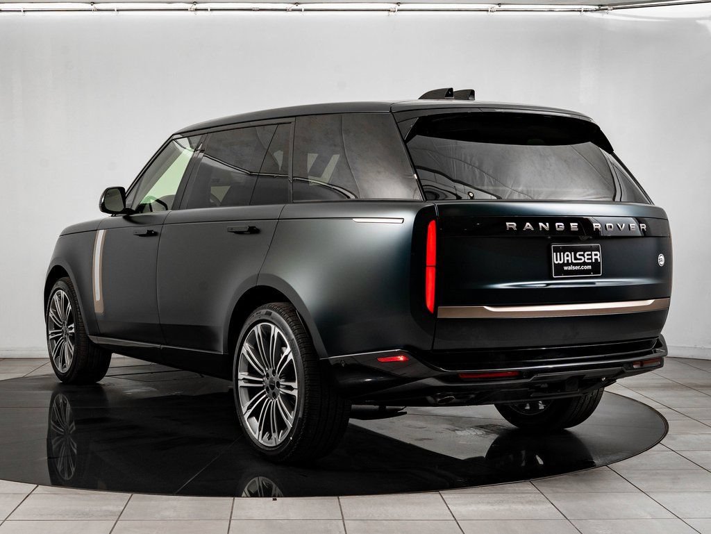 New 2026 Land Rover Range Rover SV AWD/4WD image 11