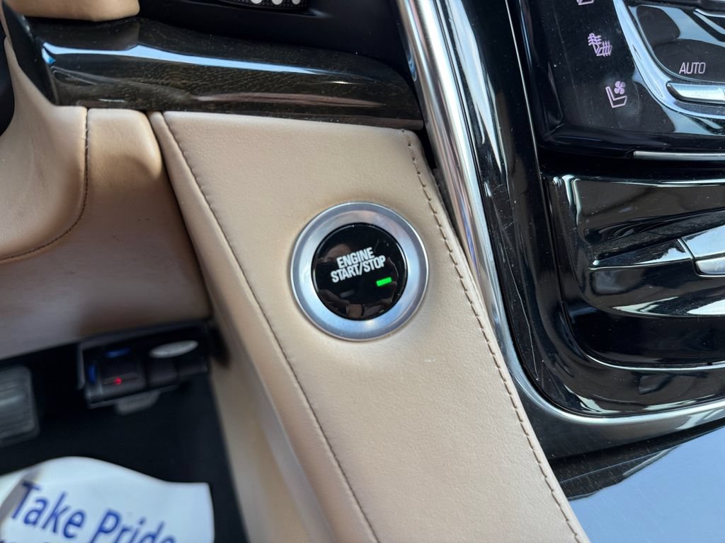Used 2018 Cadillac Escalade ESV Platinum AWD/4WD image 31