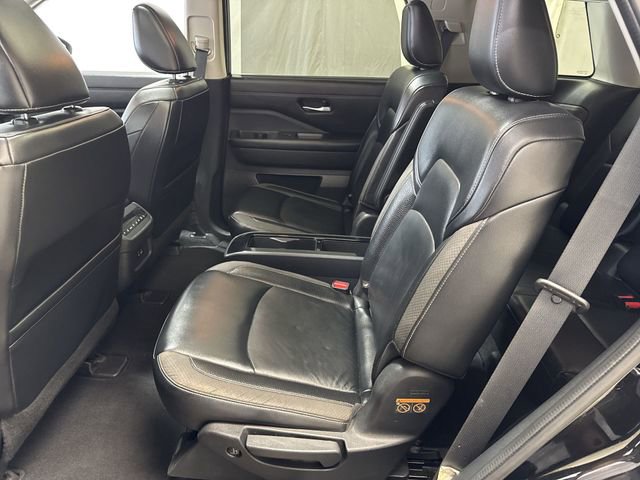 Used 2022 Nissan Pathfinder SL w/ SL Premium Package image 13