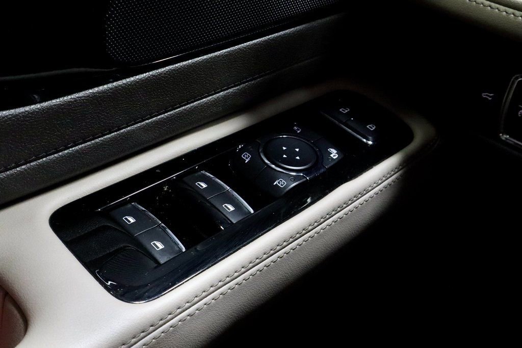 Used 2023 Lincoln Aviator Reserve w/ Class IV Trailer Tow Package image 30