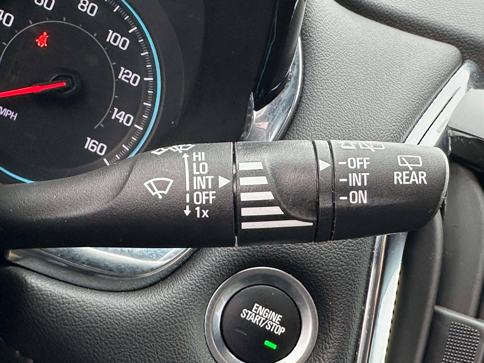 Certified 2023 Chevrolet Traverse RS image 18