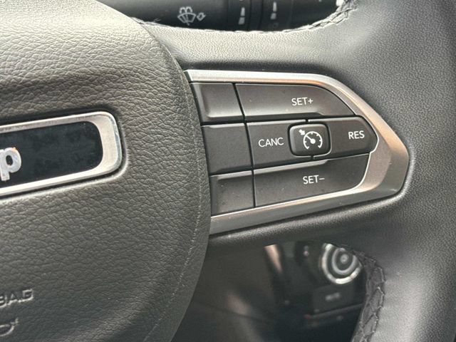 Used 2024 Jeep Compass Latitude AWD/4WD image 29