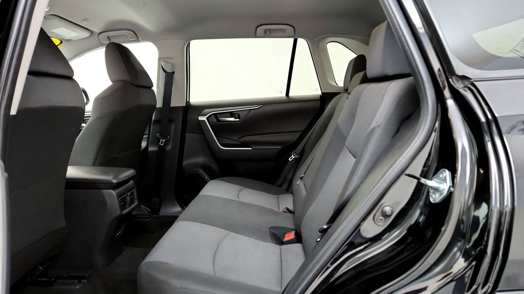 Certified 2025 Toyota RAV4 XLE AWD/4WD image 21