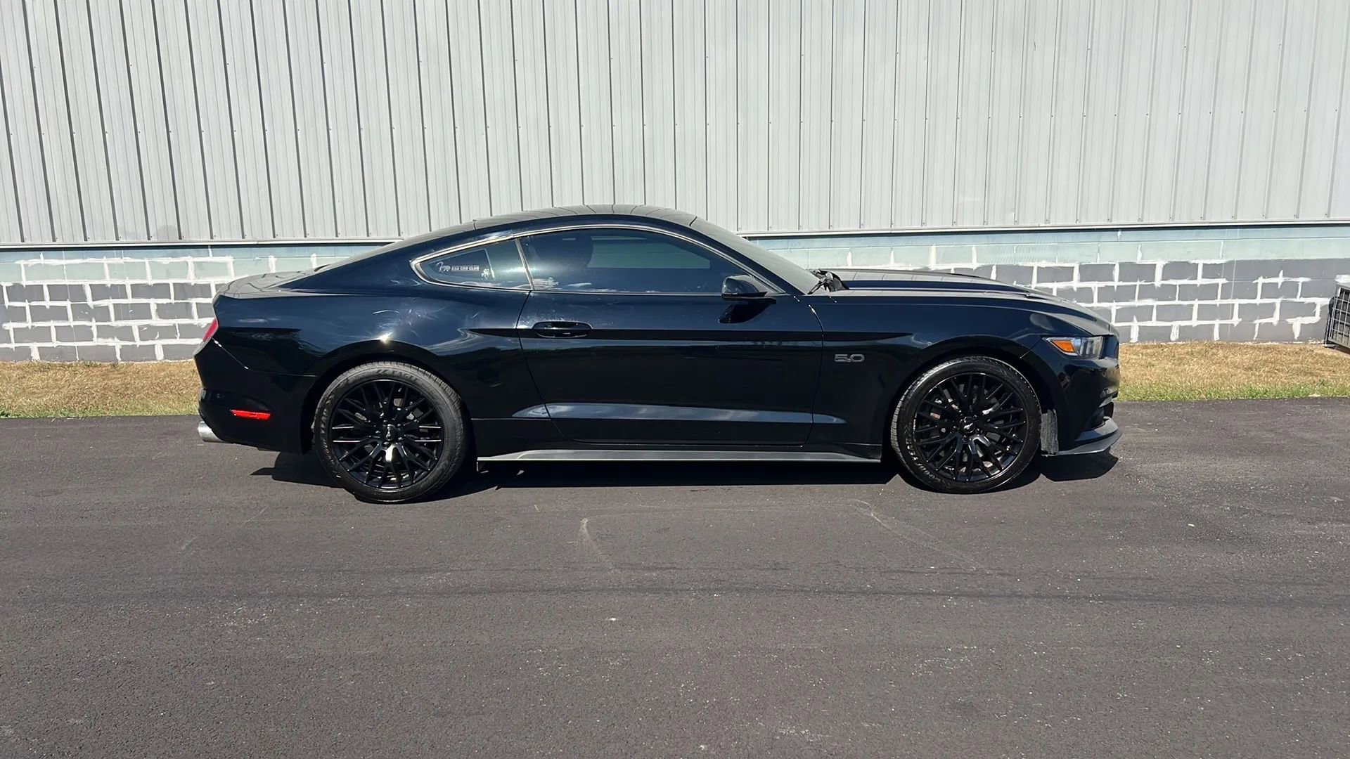Used 2015 Ford Mustang GT w/ GT Performance Package image 4