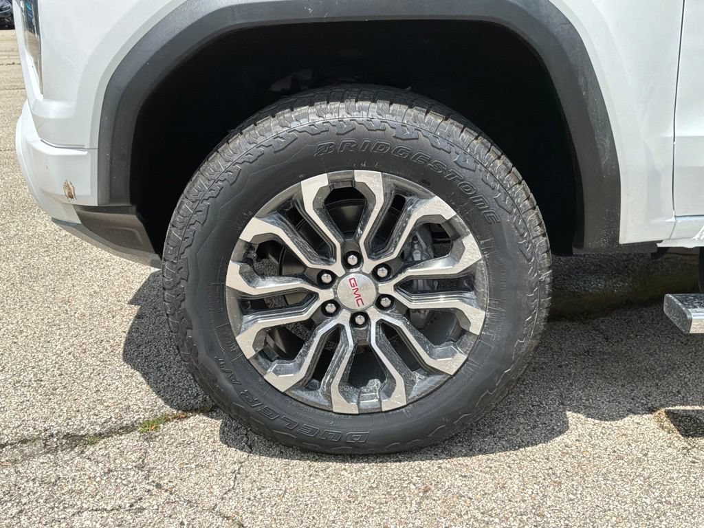 New 2026 GMC Canyon Denali AWD/4WD image 11
