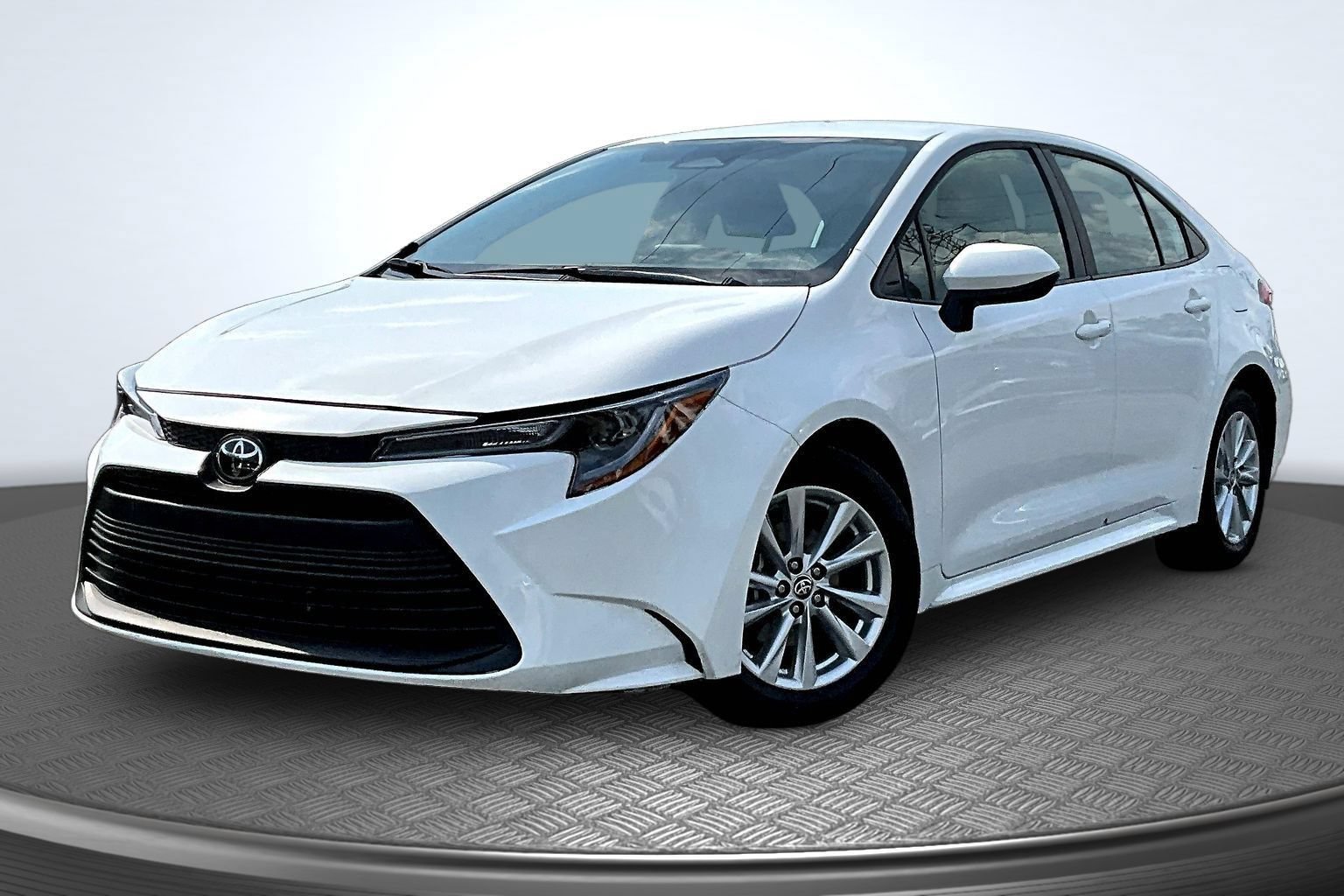 Used 2025 Toyota Corolla LE w/ LE Premium Package