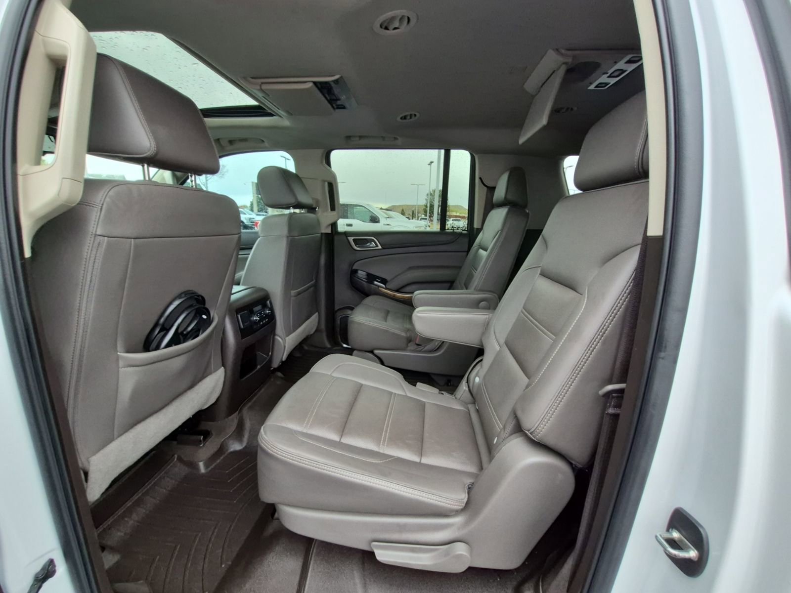 Used 2017 GMC Yukon XL Denali w/ Open Road Package image 33