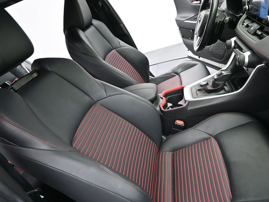 Used 2021 Toyota RAV4 XSE image 11