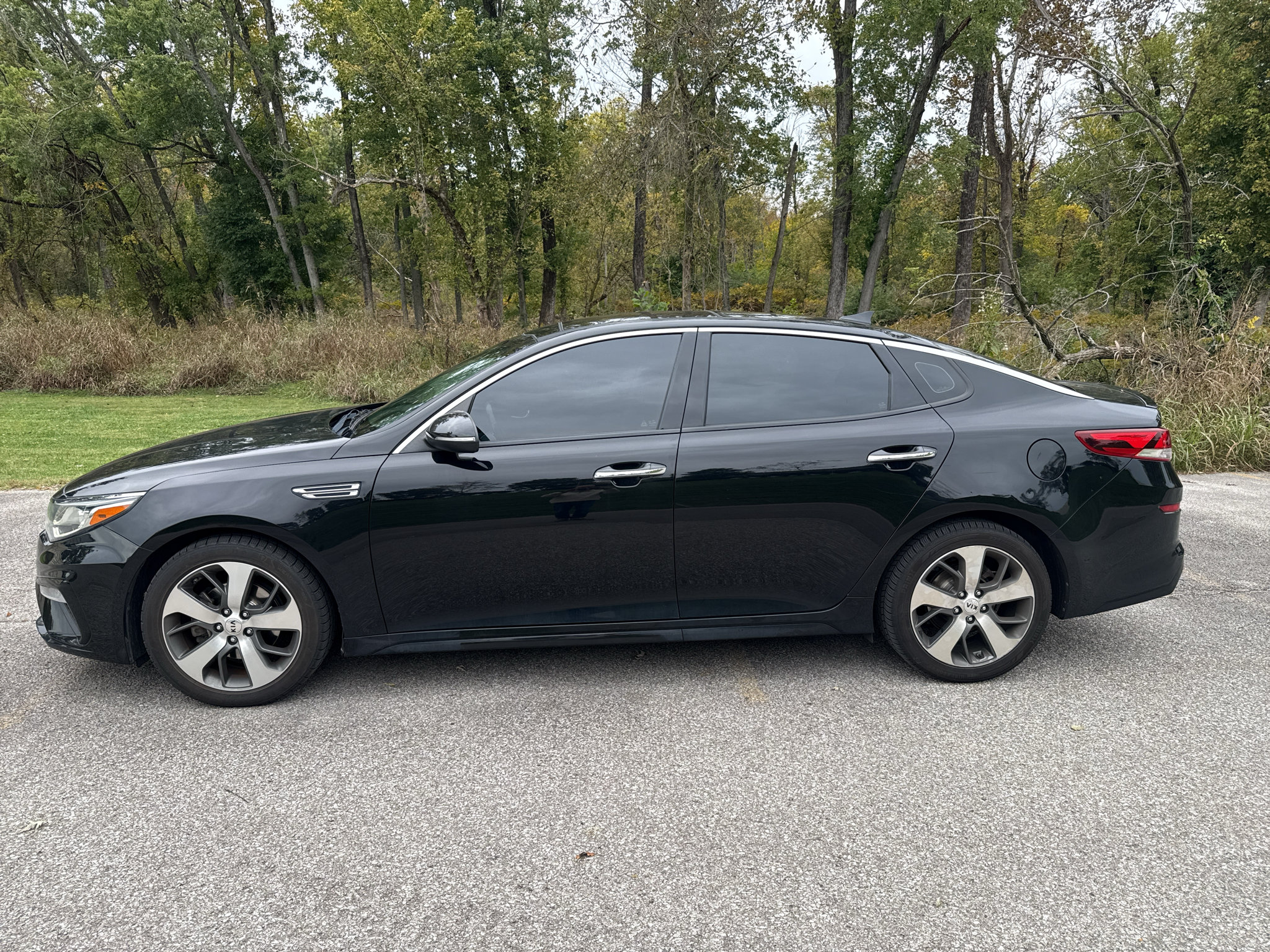 Used 2019 Kia Optima S w/ S Panoramic Sunroof Package FWD image 9
