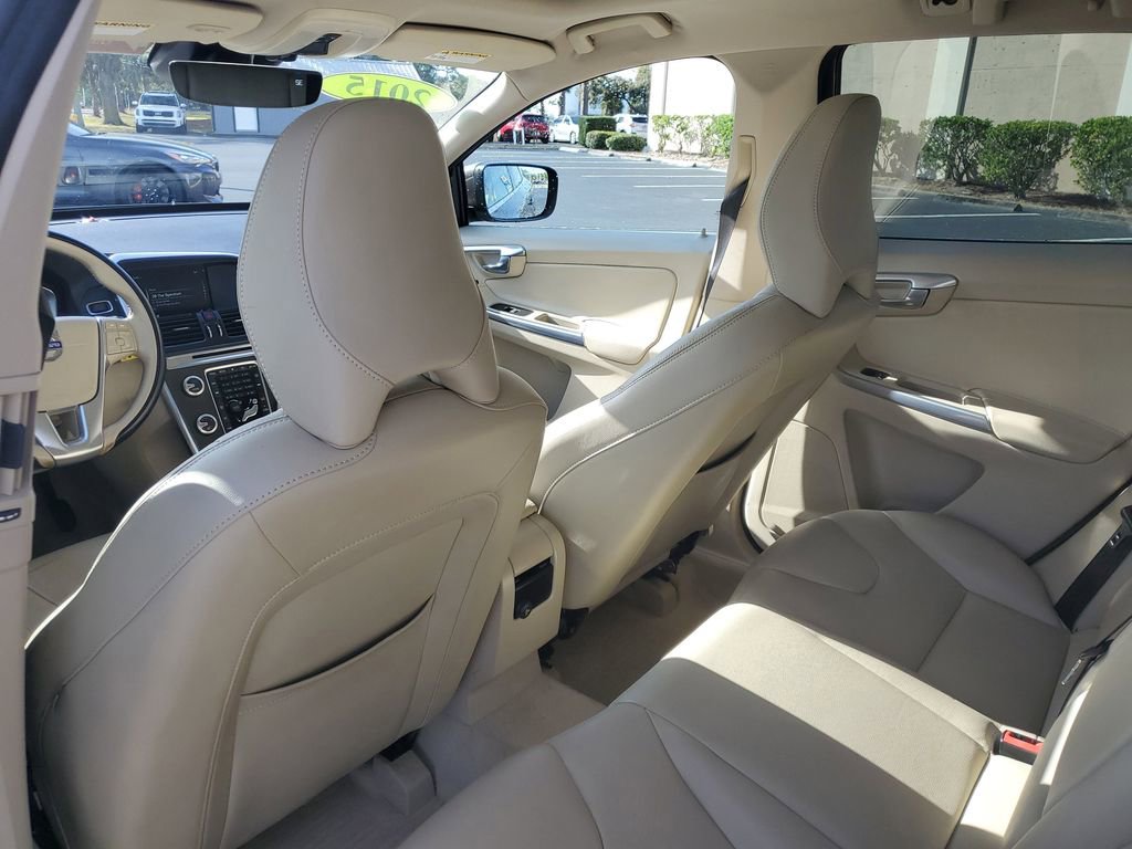 Used 2015 Volvo XC60 T5 w/ Proximity Package image 20