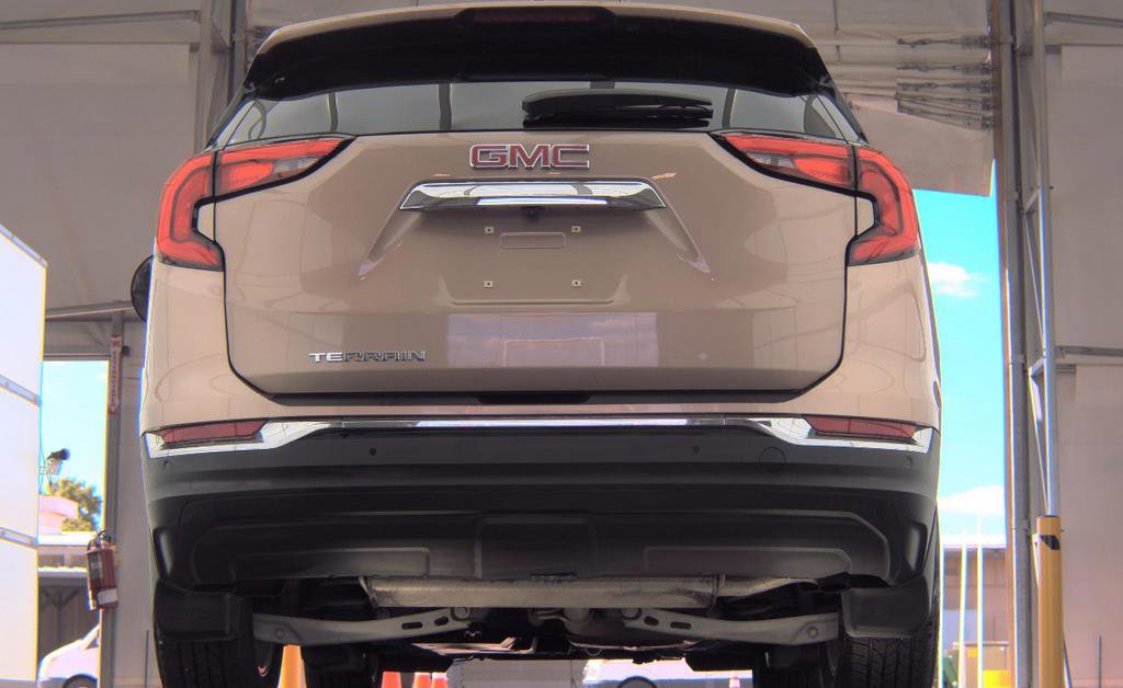 Used 2018 GMC Terrain SLT w/ Preferred Package FWD image 7