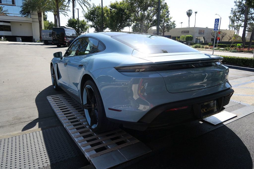 Used 2022 Porsche Taycan image 42