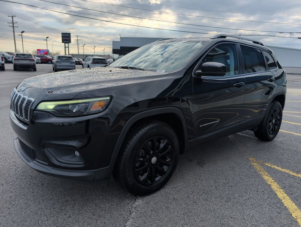 Used 2020 Jeep Cherokee Latitude Plus w/ Cold Weather Group image 3