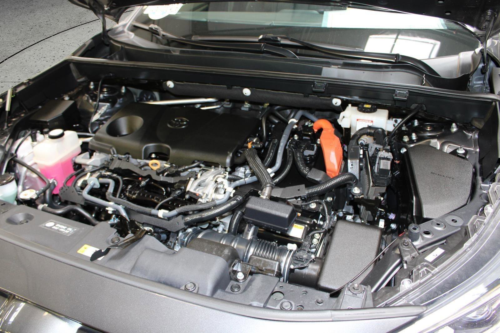 Used 2020 Toyota RAV4 XSE AWD/4WD image 50