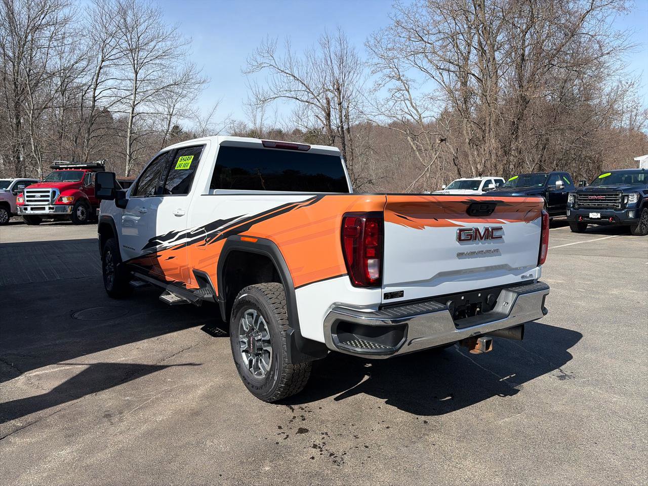 Used 2021 GMC Sierra 2500 SLE w/ SLE Value Package; image 5