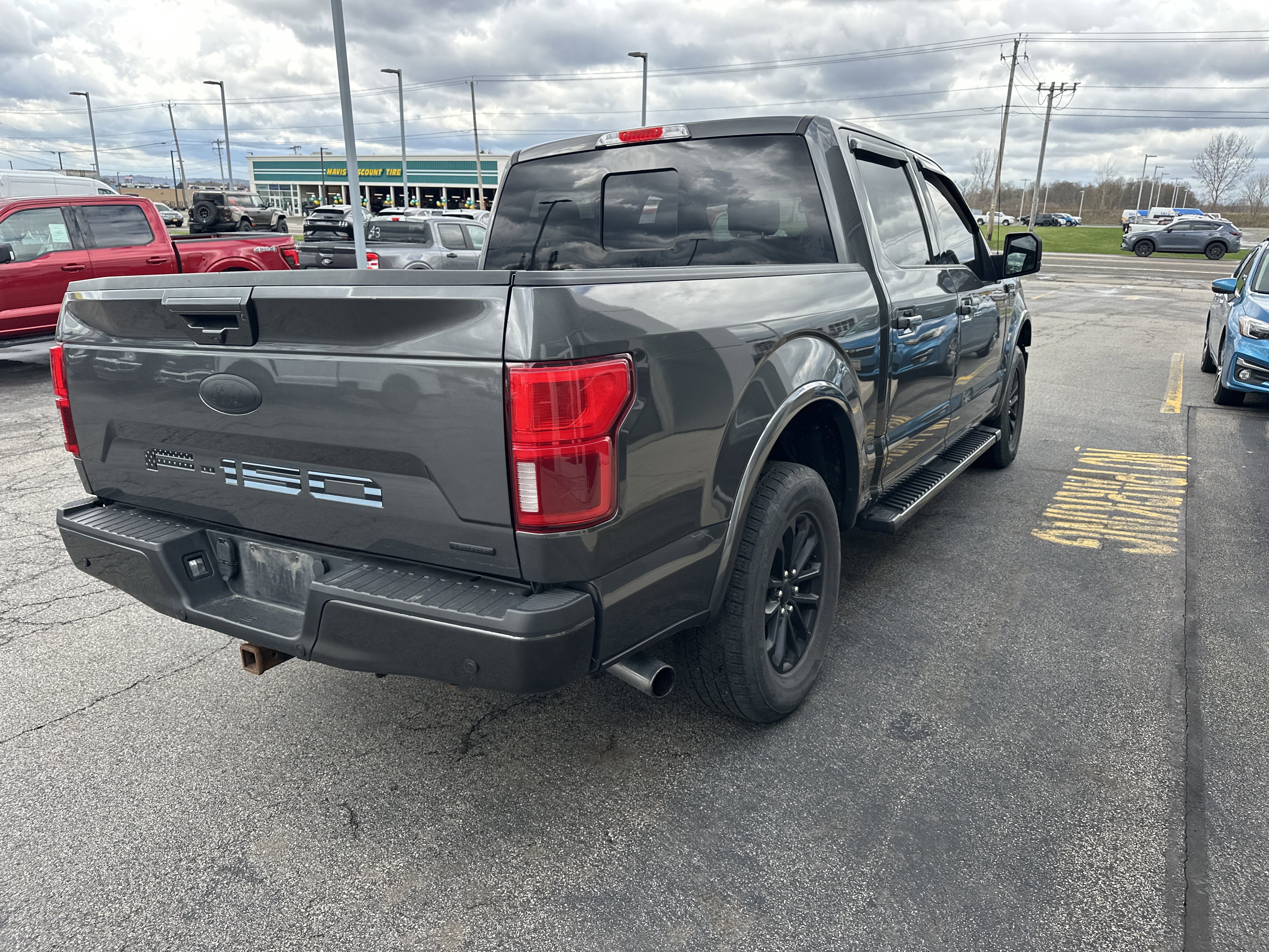 Used 2019 Ford F150 Lariat w/ Equipment Group 502A Luxury AWD/4WD image 13