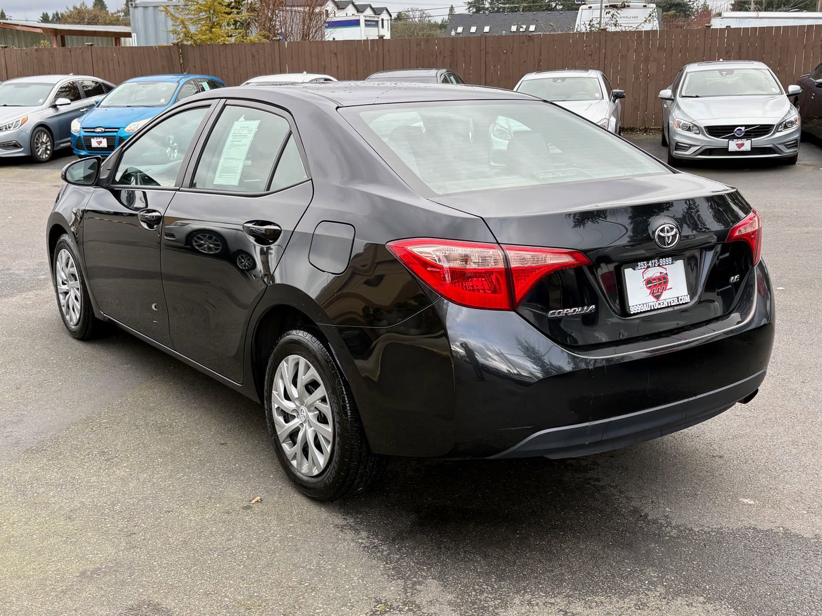 Used 2018 Toyota Corolla LE image 5