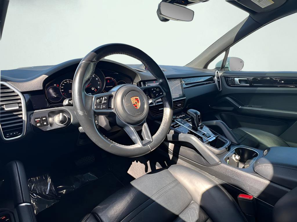 Used 2020 Porsche Cayenne AWD/4WD image 15