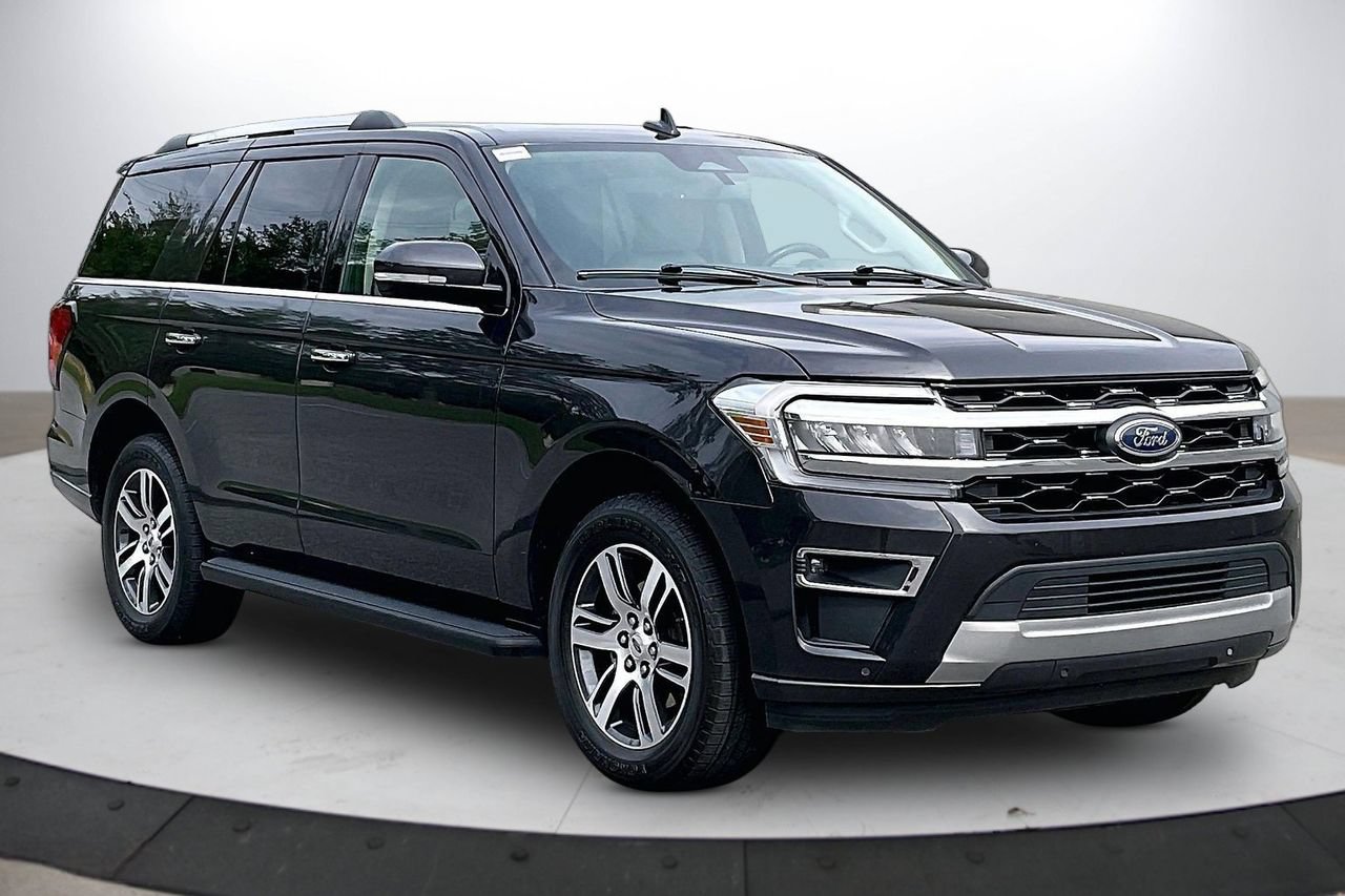 Used 2024 Ford Expedition Limited AWD/4WD image 2
