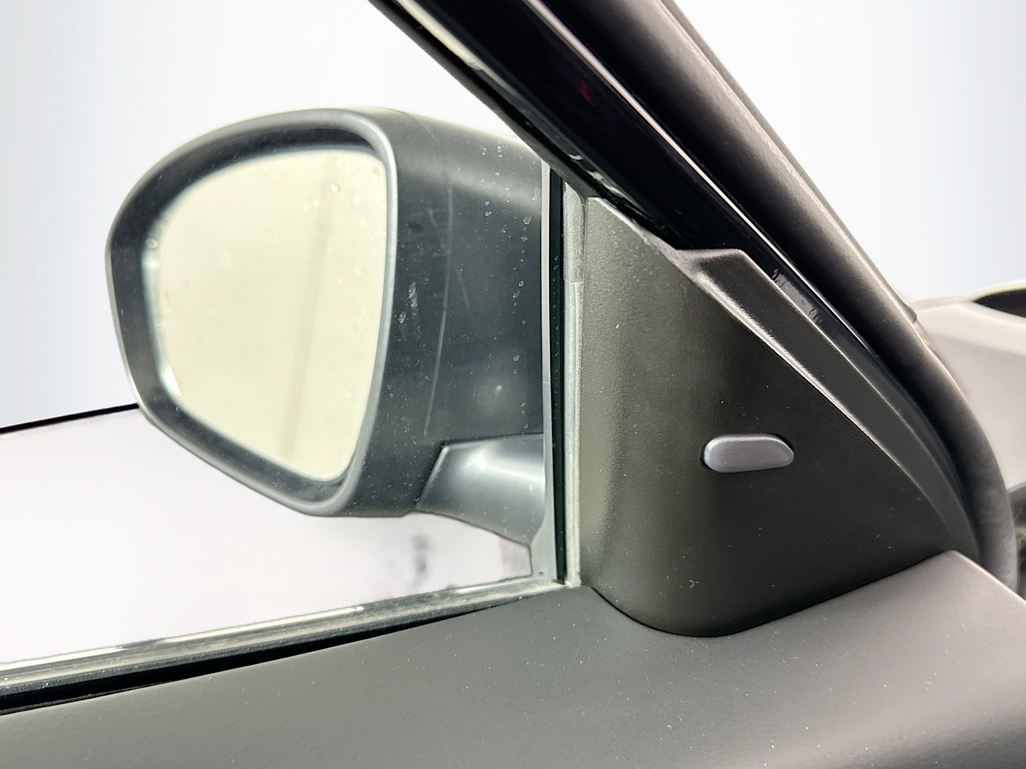 Used 2024 Nissan Altima 2.5 SV image 16