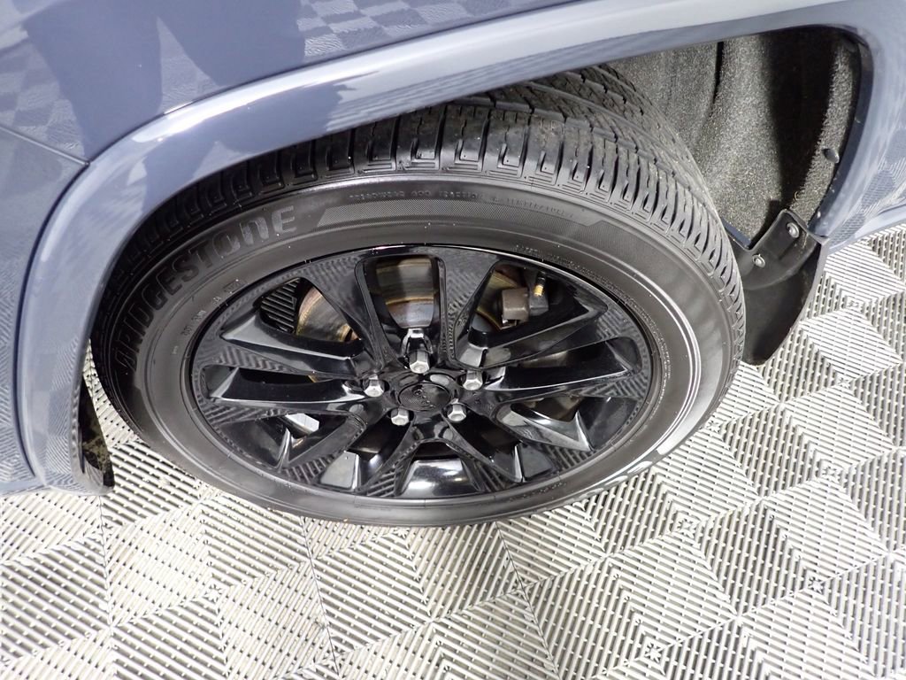 Used 2018 Jeep Grand Cherokee Altitude image 45