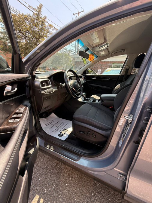 Used 2020 Kia Sorento S AWD/4WD image 14
