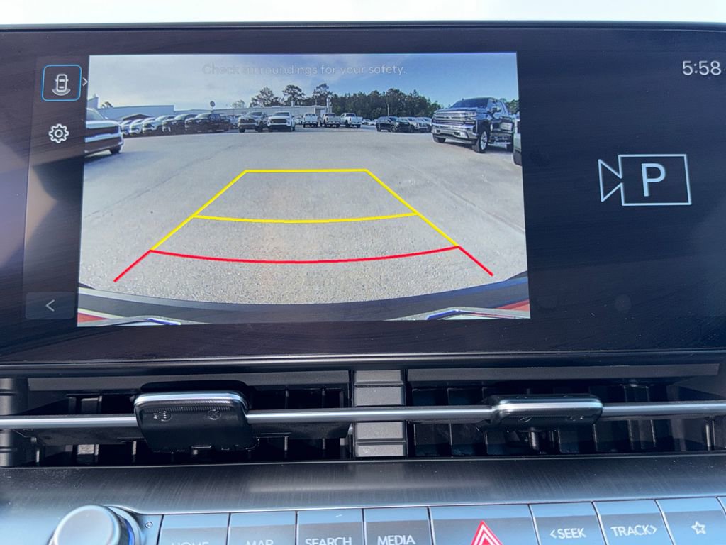 Used 2025 Hyundai Kona SEL FWD image 24