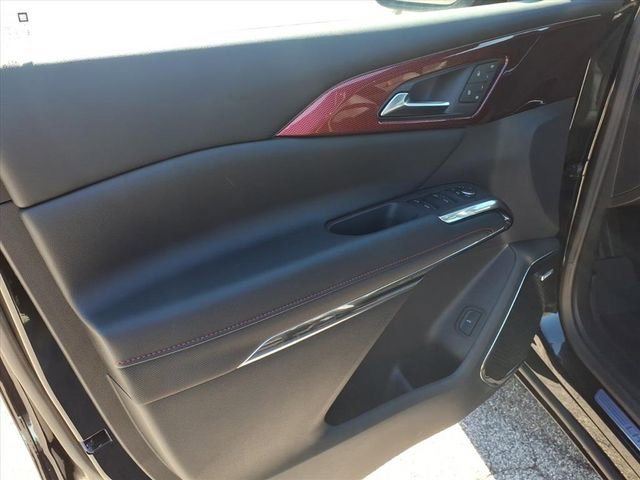 New 2026 Chevrolet Traverse RS w/ LPO, Floor Liner Package image 31