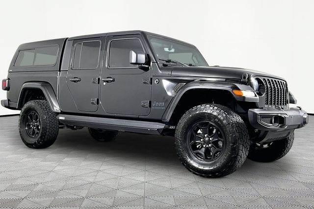 Used 2021 Jeep Gladiator Sport AWD/4WD image 3