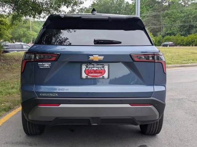 New 2026 Chevrolet Equinox LT FWD image 3
