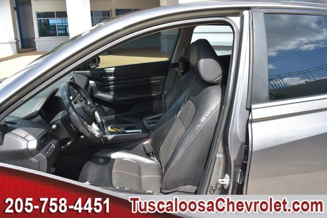 Used 2019 Nissan Altima 2.5 SR w/ SR Premium Package FWD image 17