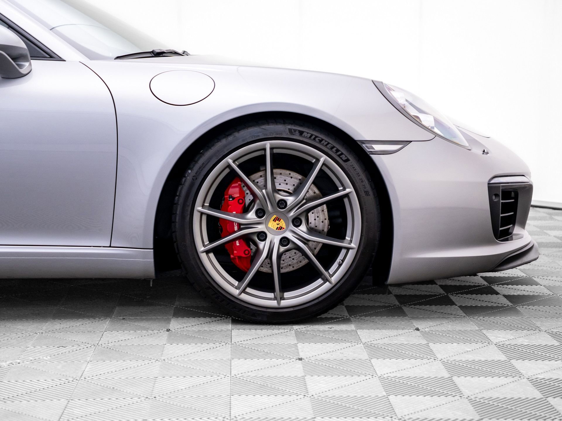 Used 2017 Porsche 911 Carrera S image 38