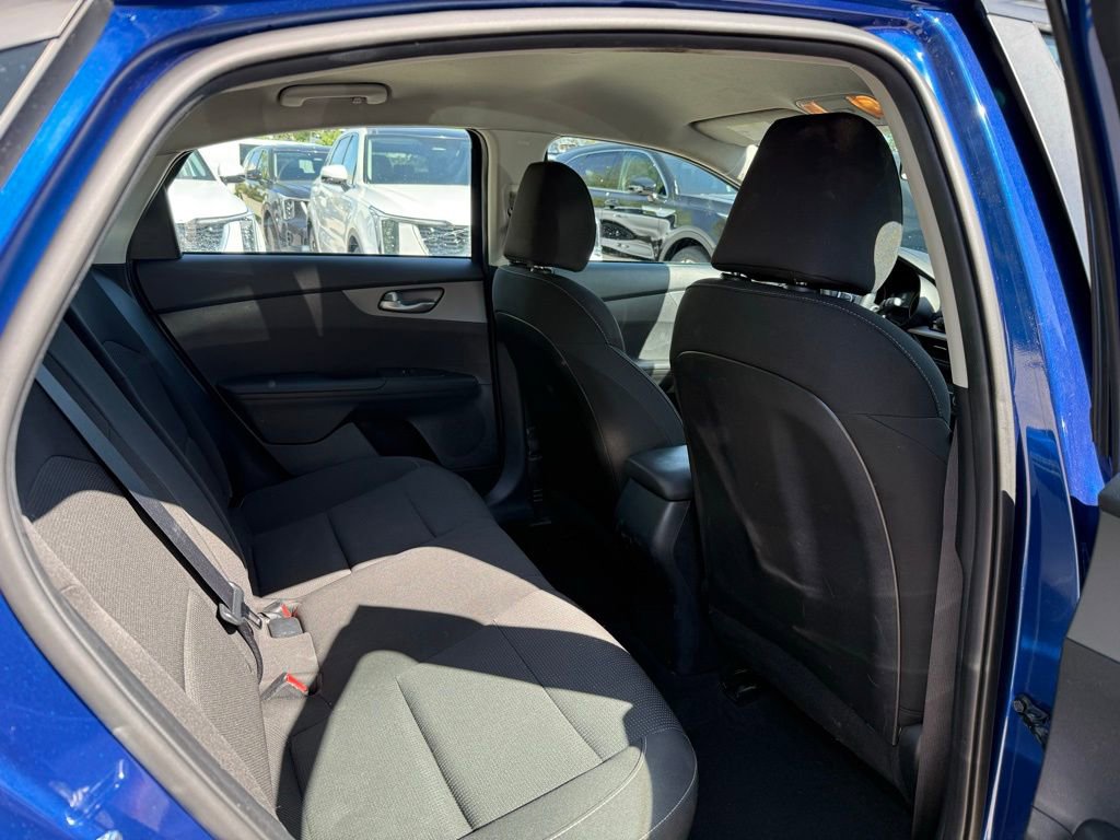 Certified 2021 Kia Forte LXS FWD image 16