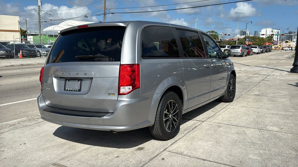 Used 2018 Dodge Grand Caravan SE image 14