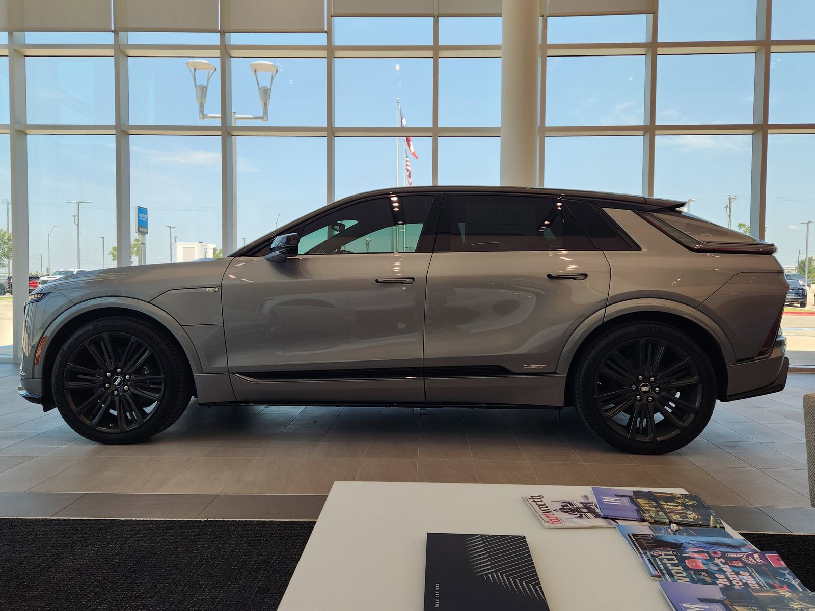 New 2026 Cadillac Lyriq V image 3
