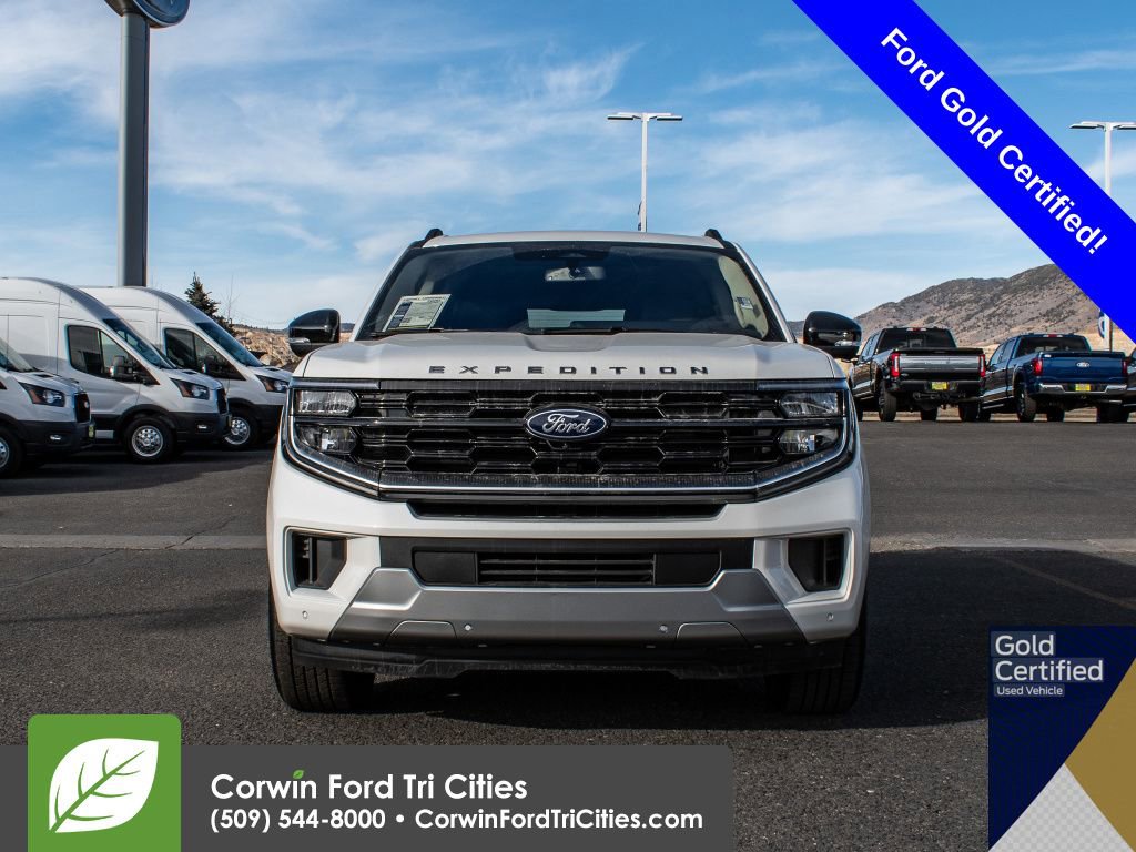 Used 2025 Ford Expedition Max Platinum image 7