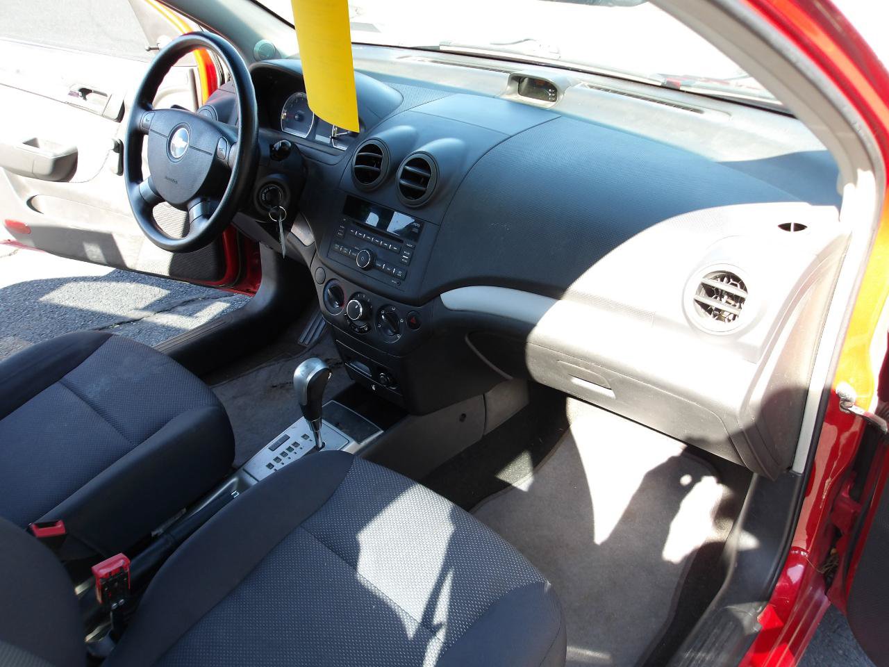 Used 2010 Chevrolet Aveo LT FWD image 12