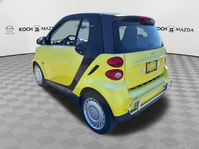 Used 2010 smart fortwo pure RWD image 5