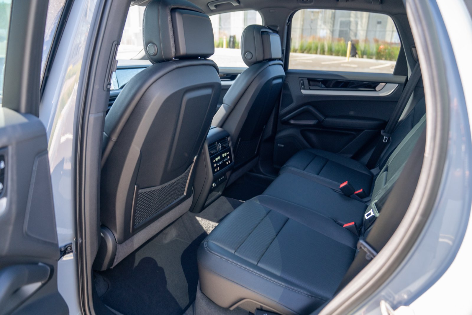 New 2026 Porsche Cayenne AWD/4WD image 22