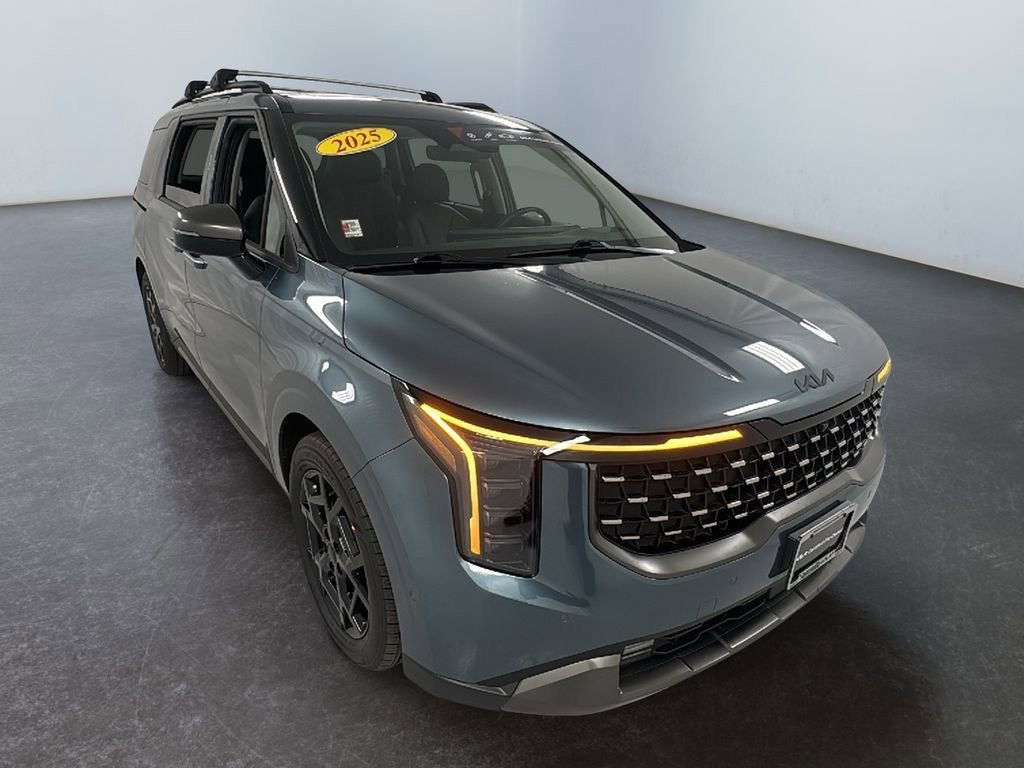 Used 2025 Kia Carnival SX Prestige