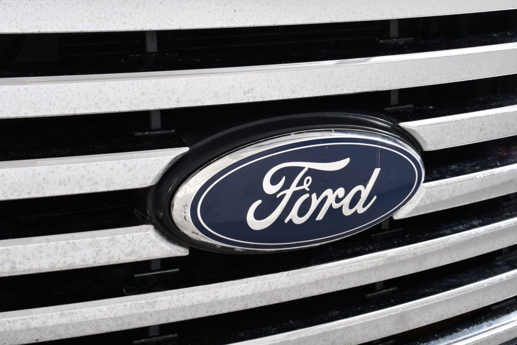 Used 2011 Ford F150 XLT w/ XLT Chrome Pkg AWD/4WD image 20
